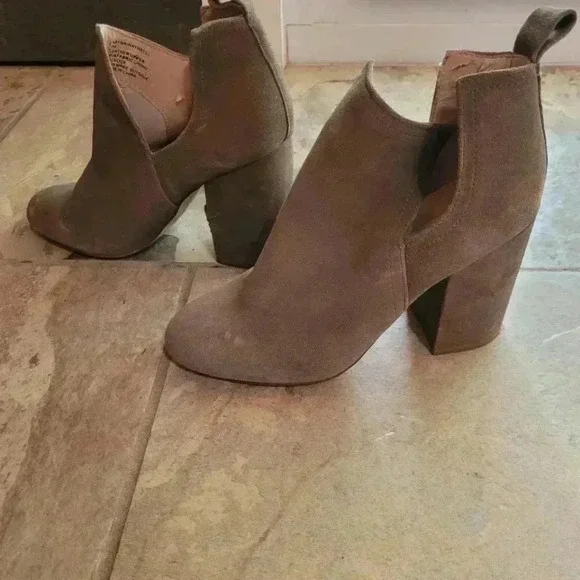 EUC Steve Madden women's booties boots size 7, worn once, $17 - Picture 1 of 4